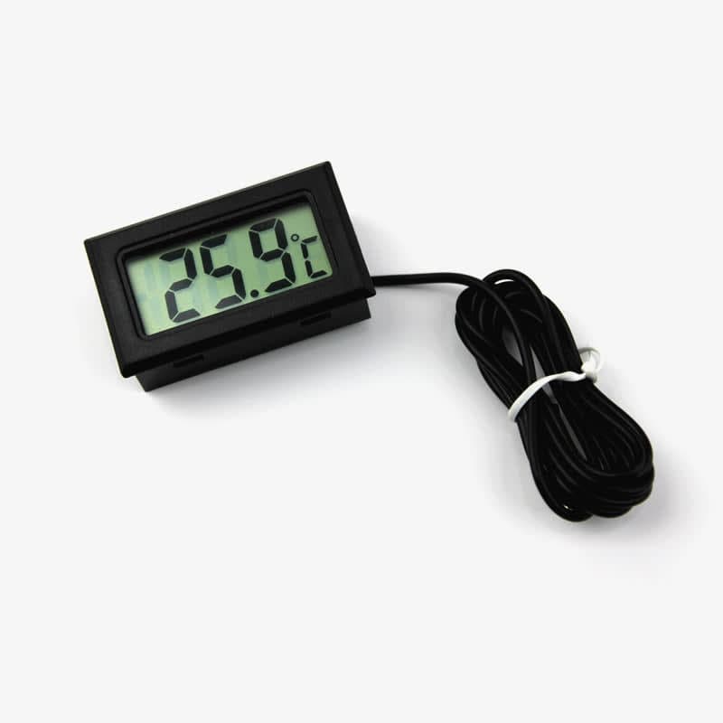 Digital LCD Thermometer with Electronic Display for Environmental Temp
